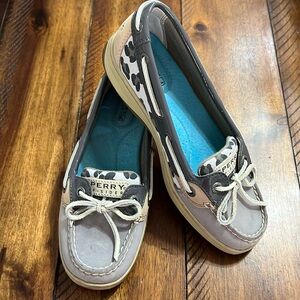 Women’s Sperry leopard size 5